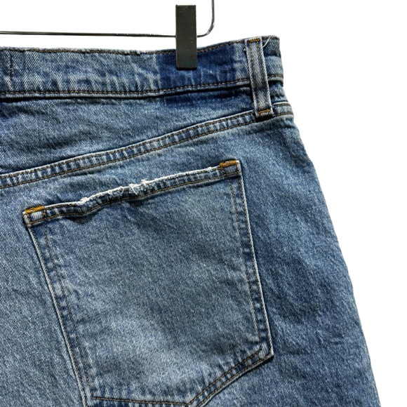 Abercrombie & Fitch Curve Love Mom Shorts Mid Rise 33 Distressed Denim Cutoffs - Picture 4 of 7